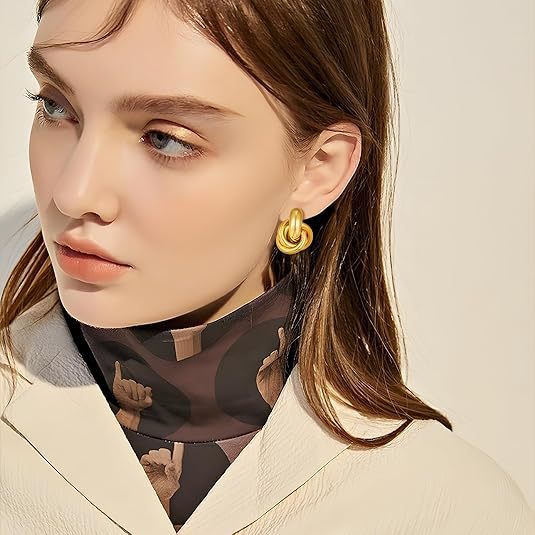 Buy Women's Clothing Online | Buy Trending Dresses for Women