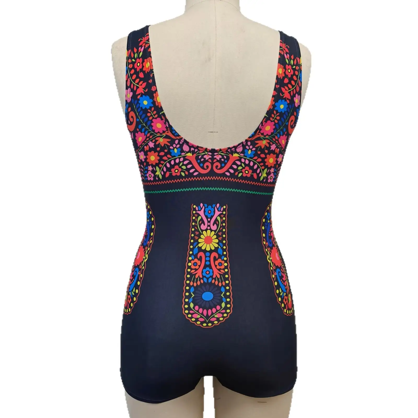 Tight-fitting Sleeveless Bikini Swimsuit