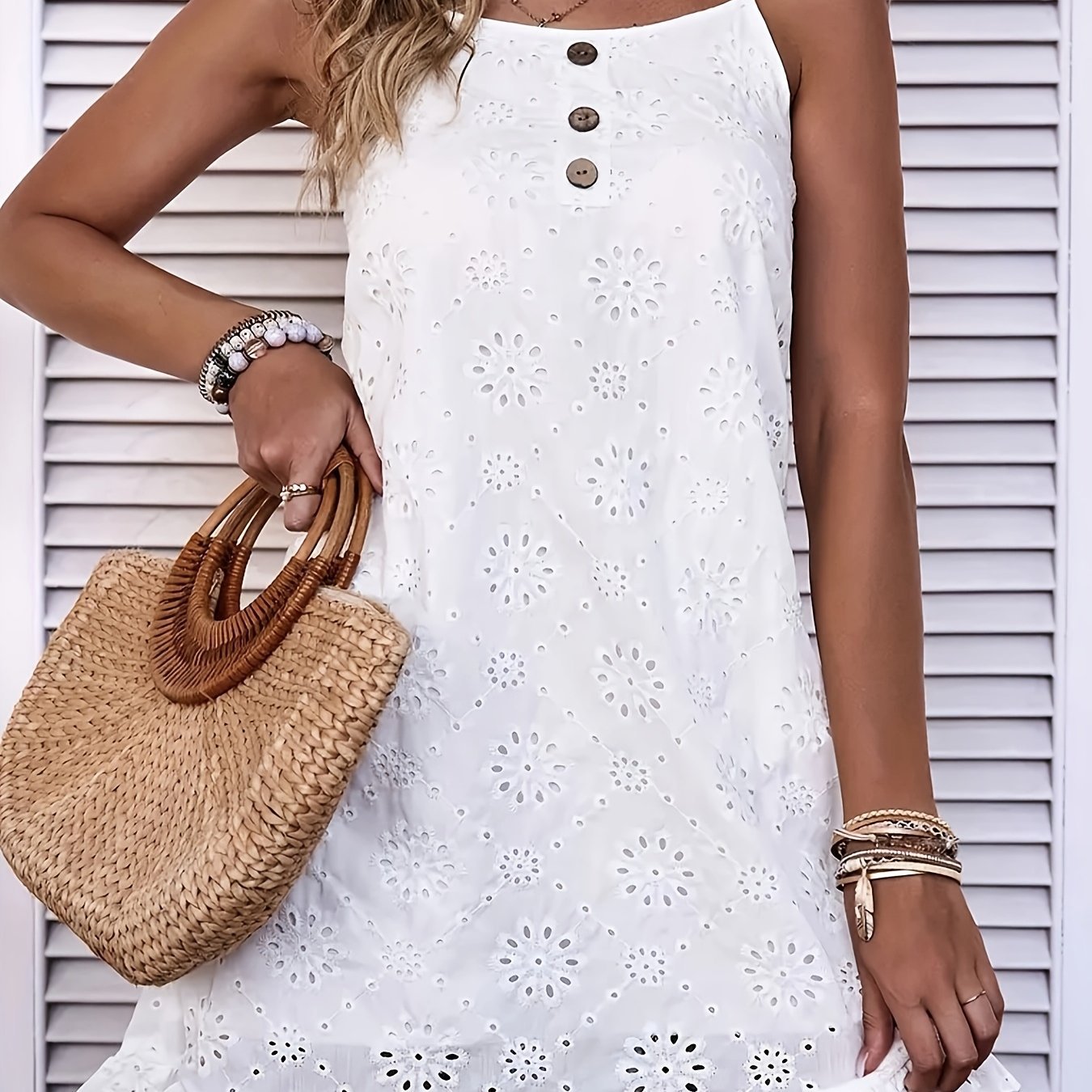 Womens Lightweight Square-neck Lace Dress