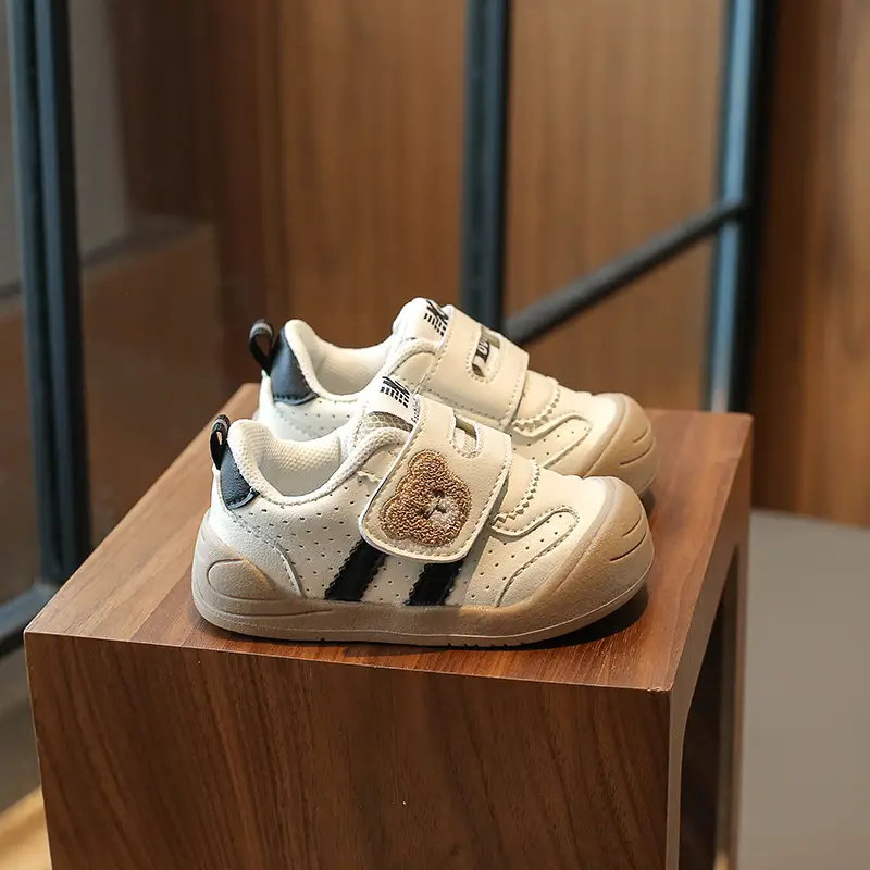 Soft Soled Athletic Shoes For Infants And Toddlers