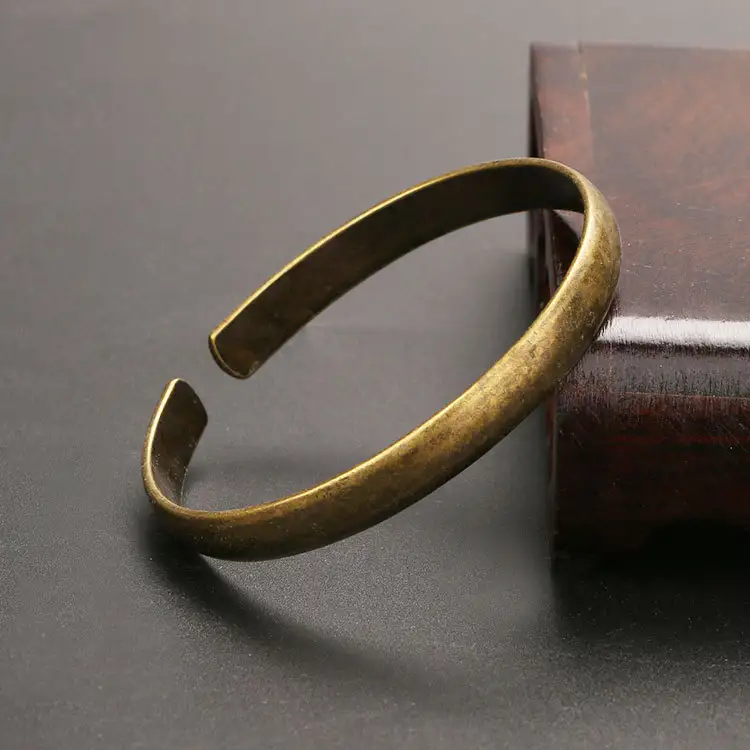 Vintage Brass Imperial Concubine Bracelet Women's Opening