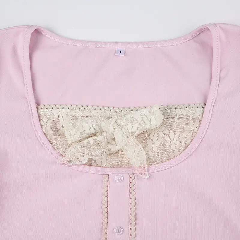 Girl's Lace Stitching Contrast Color Knitted Long-sleeved Top T-shirt