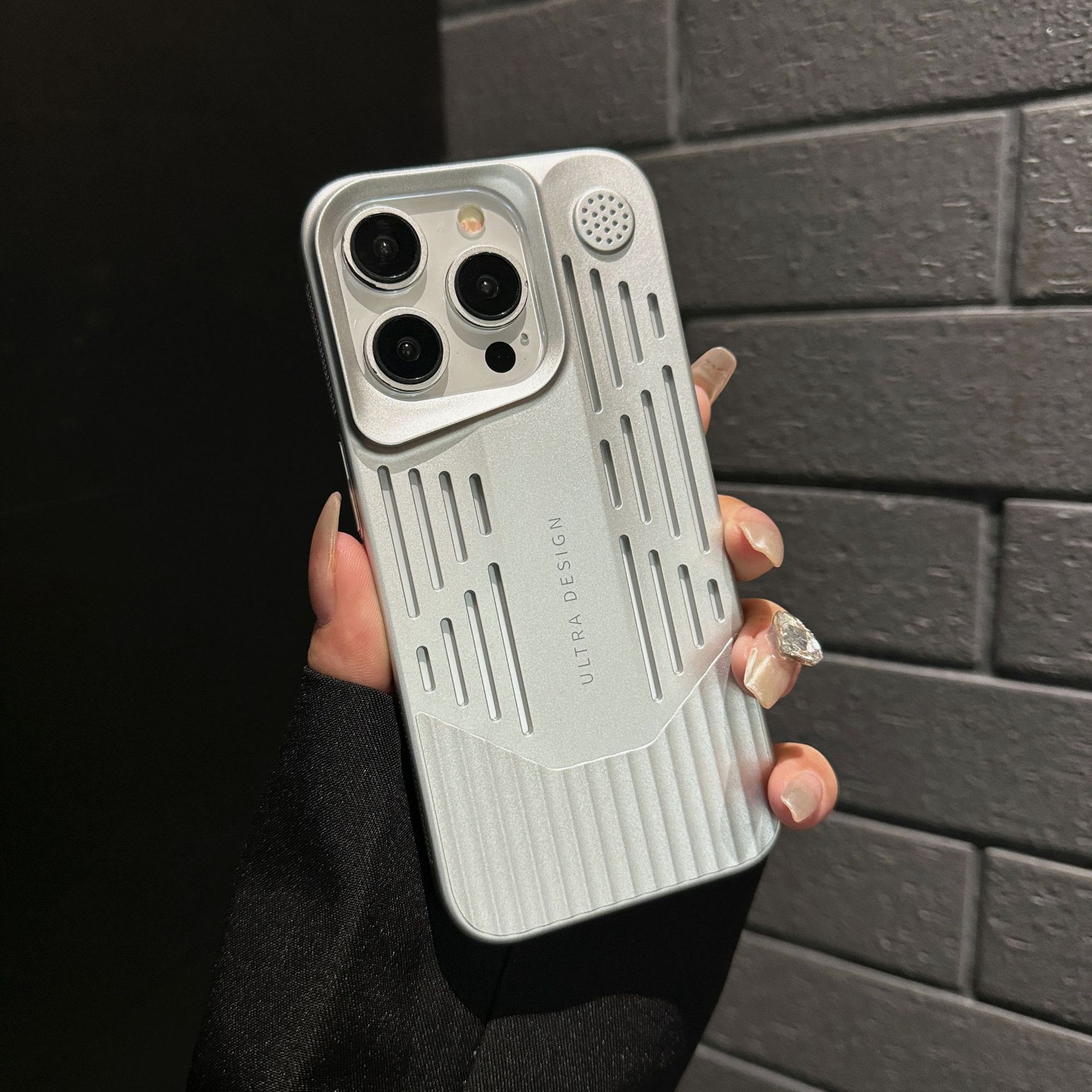 Aromatherapy Heat Dissipation Light Fragrance Phone Case - Image 6