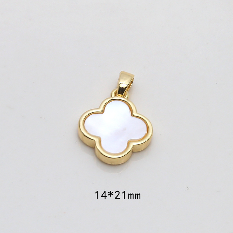 Copper-clad Gold Fritillary Skull Four-Leaf Clover Moon Color-retaining Pendant