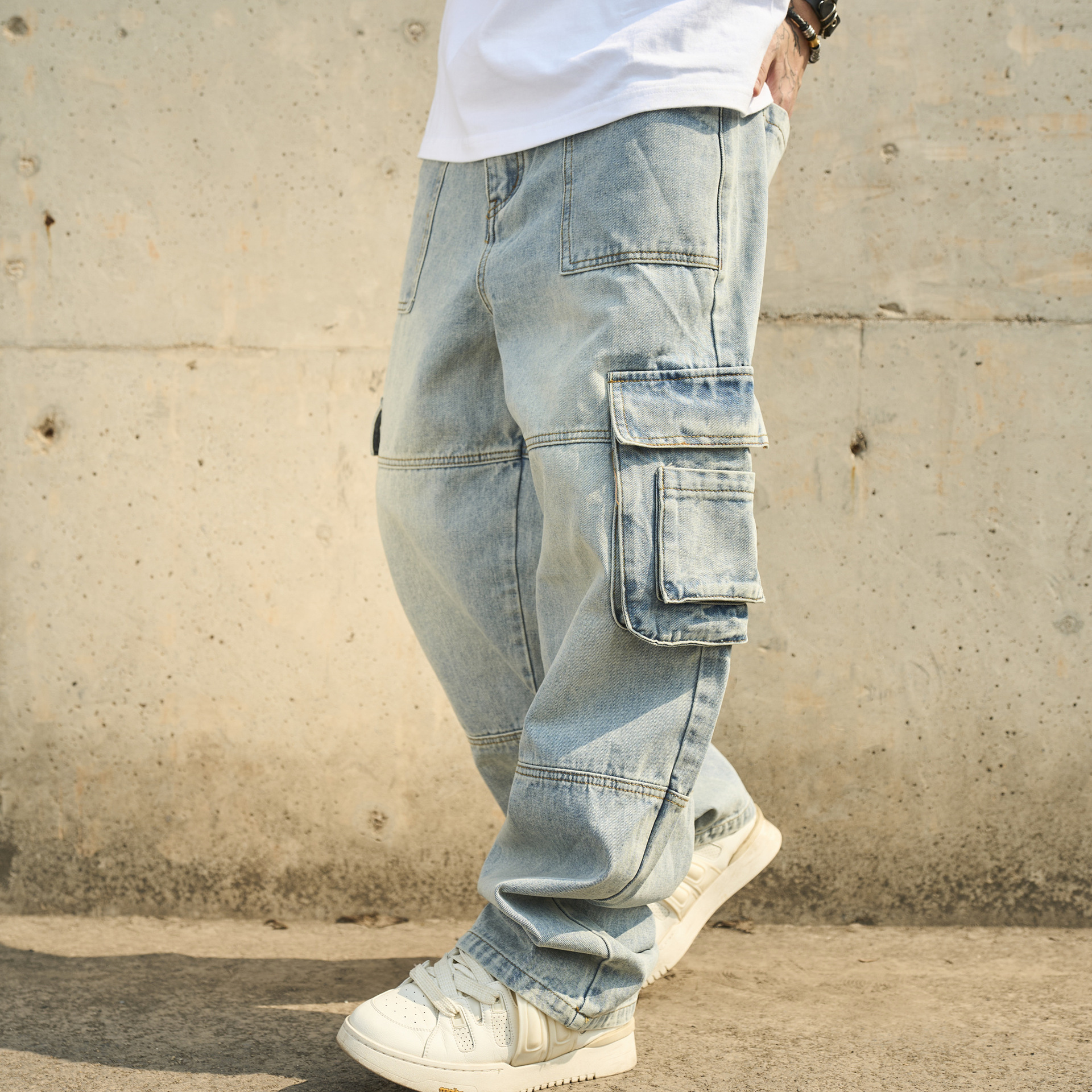 American-style Loose-fit Fashionable Casual Mens Jeans