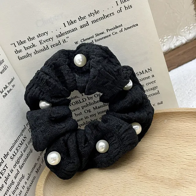 Pleated Seersucker Cream Pearl Large Intestine Ring A Black - Shop at LoveMi