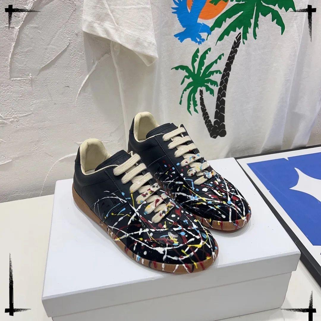 Soft Cowhide Unisex Thin-soled Casual Sneakers