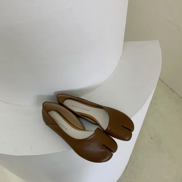 Split toe Shoes Women's Horseshoe Flat Low cut Ballet Shoes Brown - Shop at LoveMi