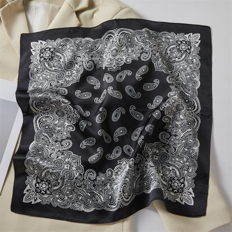 Black Four-Panel Silk Authentic Silk Scarf