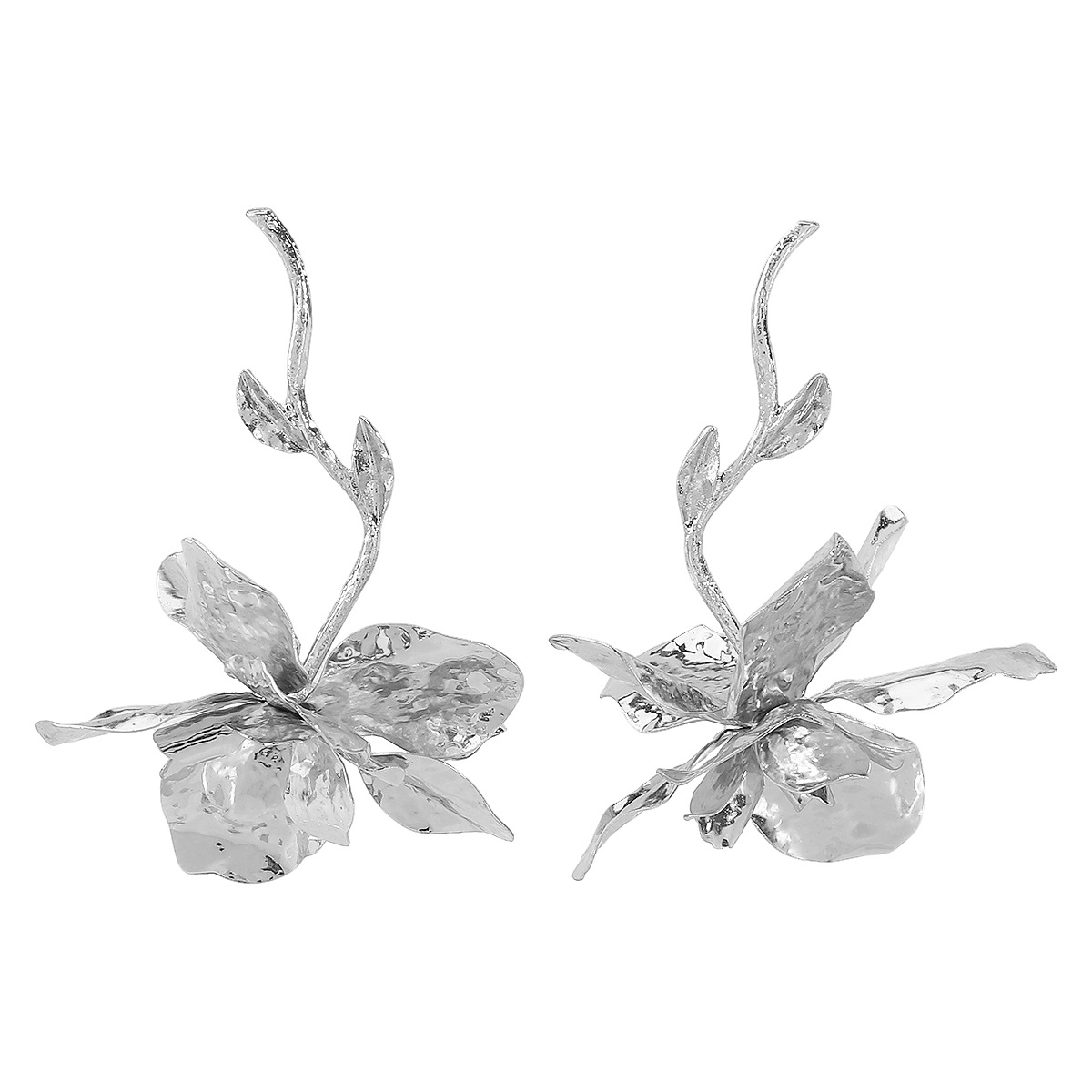 Retro-style Earrings For Women Creative Metal Floral Design