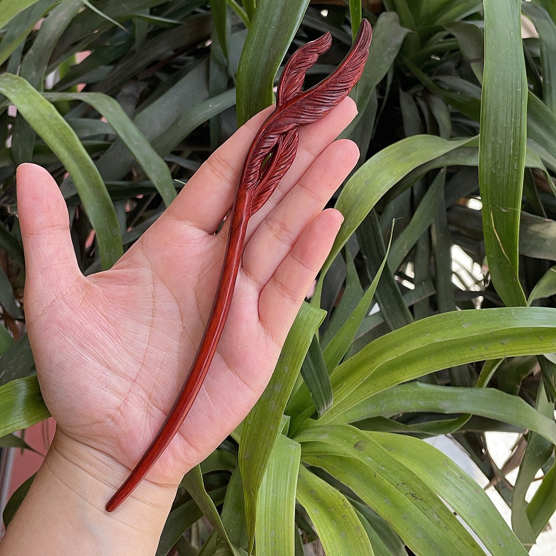 Ebony Antique Carved Hairpin 26