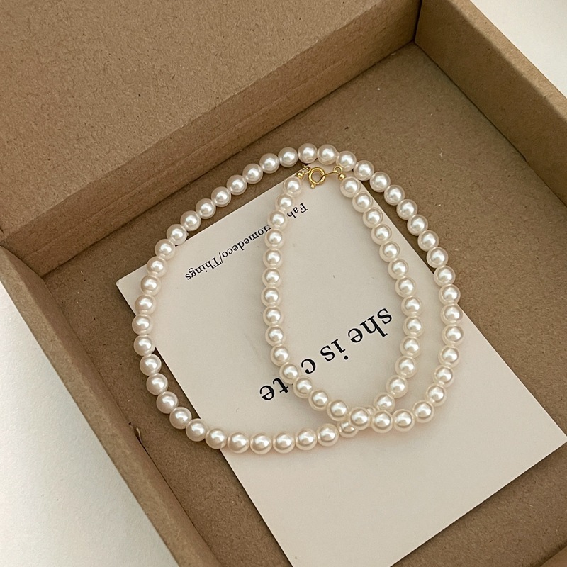 High-grade Classic Style Elegant French Shijia Pearl Necklace For Women