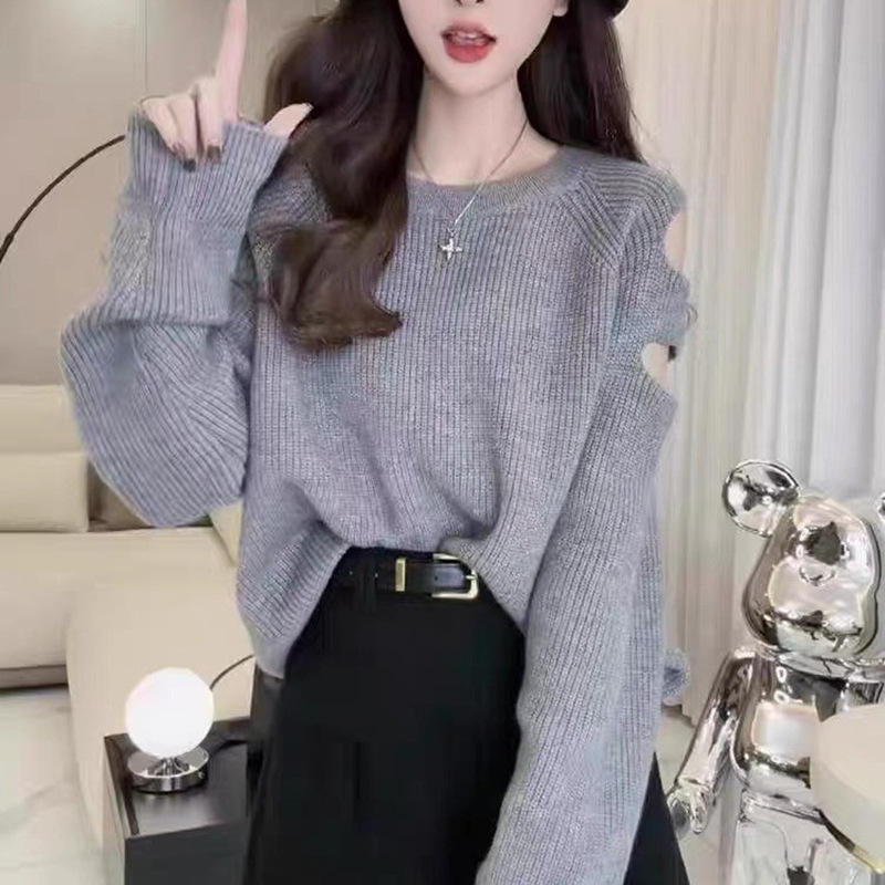 Schulterfreier Strickpullover – Farbvariante Weiß