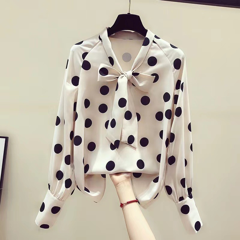 Buy Women's Clothing Online | Buy Trending Dresses for Women