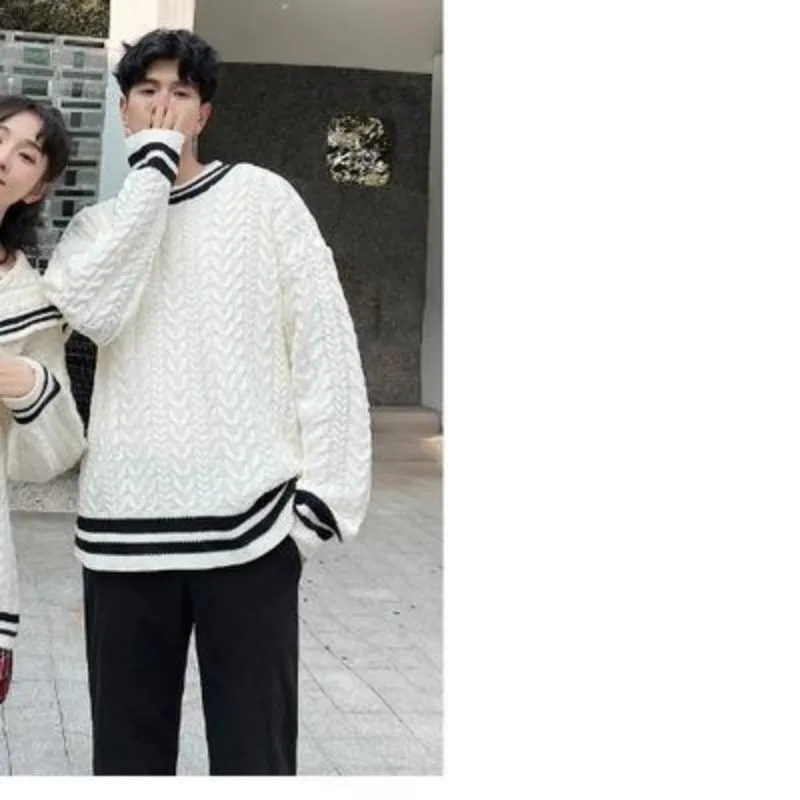 New Japanese-style Color-blocked Round-neck Thick Fairy Sweater In White - Men'S White