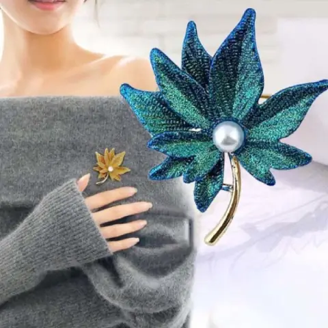 Fashion Double-layer Pearl Clothing Pin for Women