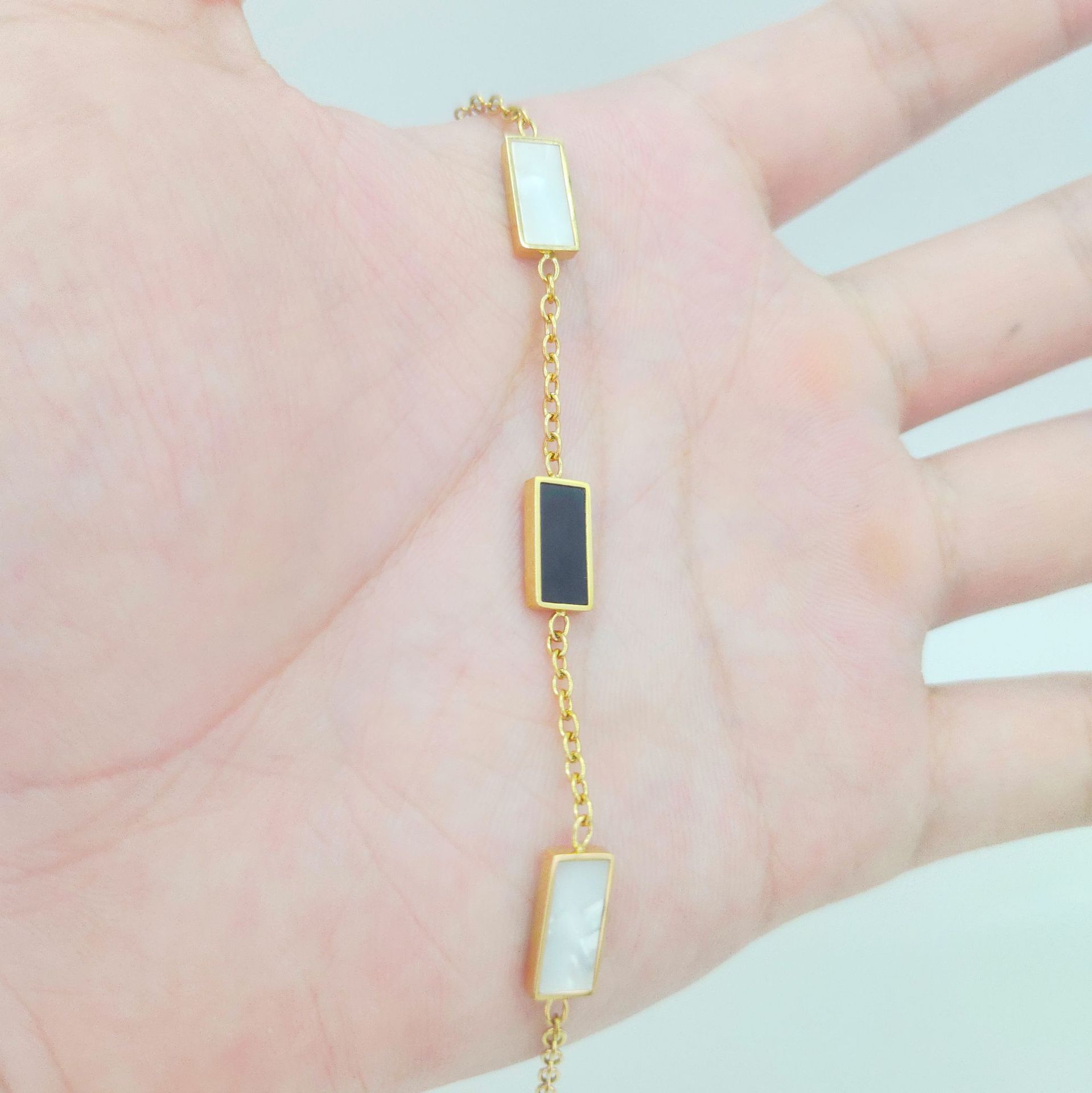 Bracelet Image 7