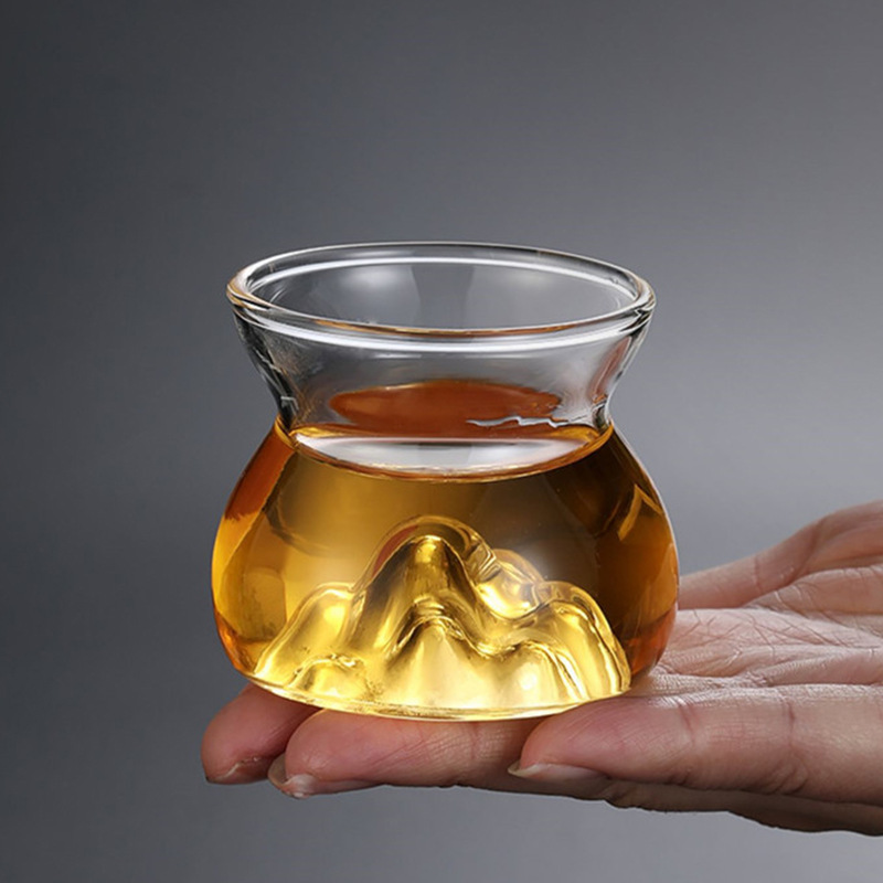 Borosilicate Transparent Glass Mountain View Tea Strainer Filter