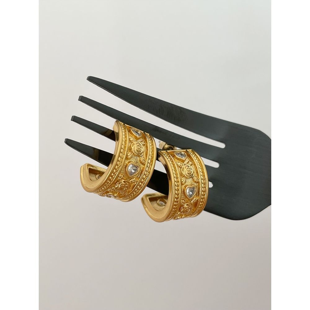 Women's Retro Antique Finish Graceful Earrings