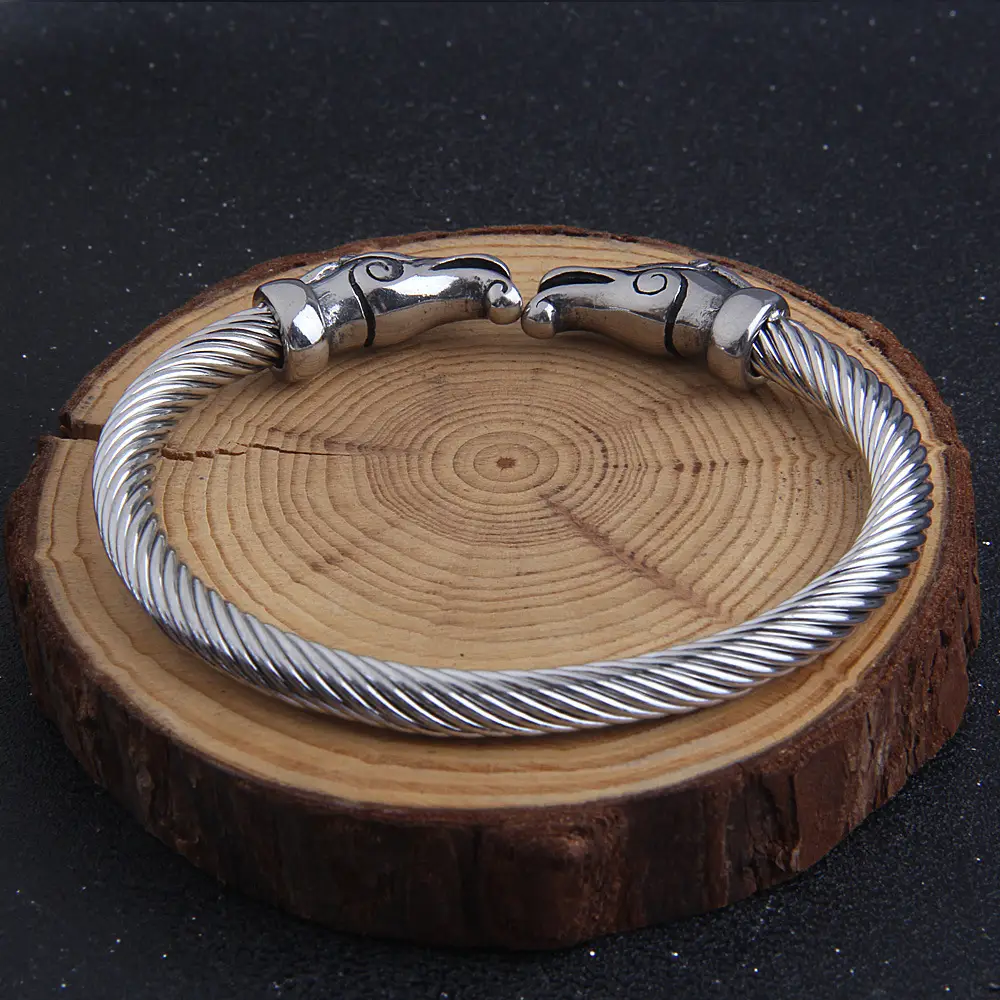 Stainless Steel Bracelet Fashionable Double-snake-head Titanium Steel Wire Rope Open-end Bracelet