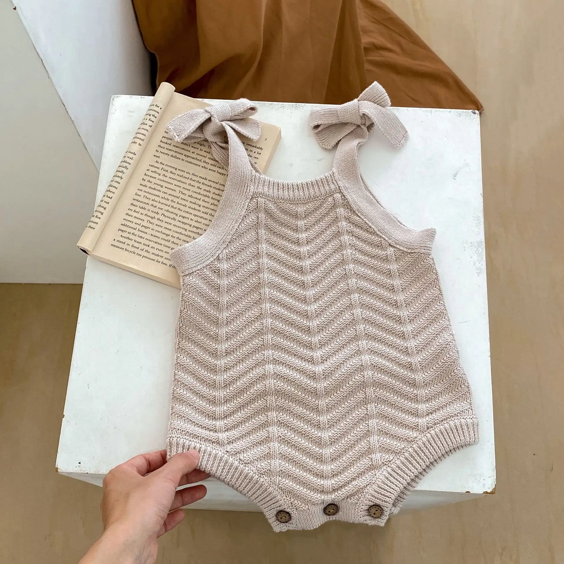 Baby Girl Wave Pattern Pure Color All-matching Vest Garments