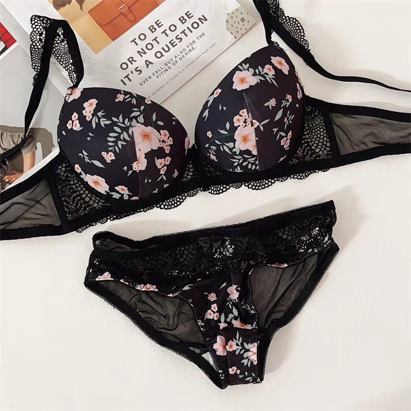 Title 6, Plus Size Traceless Printed Underwear Women