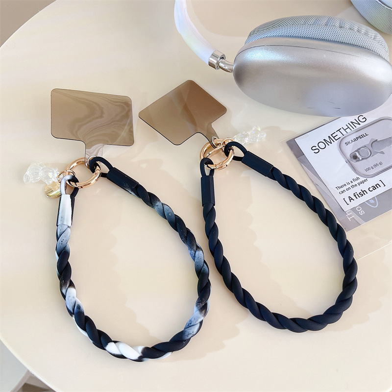 Short Mobile Phone Lanyard Luminous Bear Pendant Clip Anti-lost Wrist Strap Ornaments Universal Phone Pendant Portable Women
