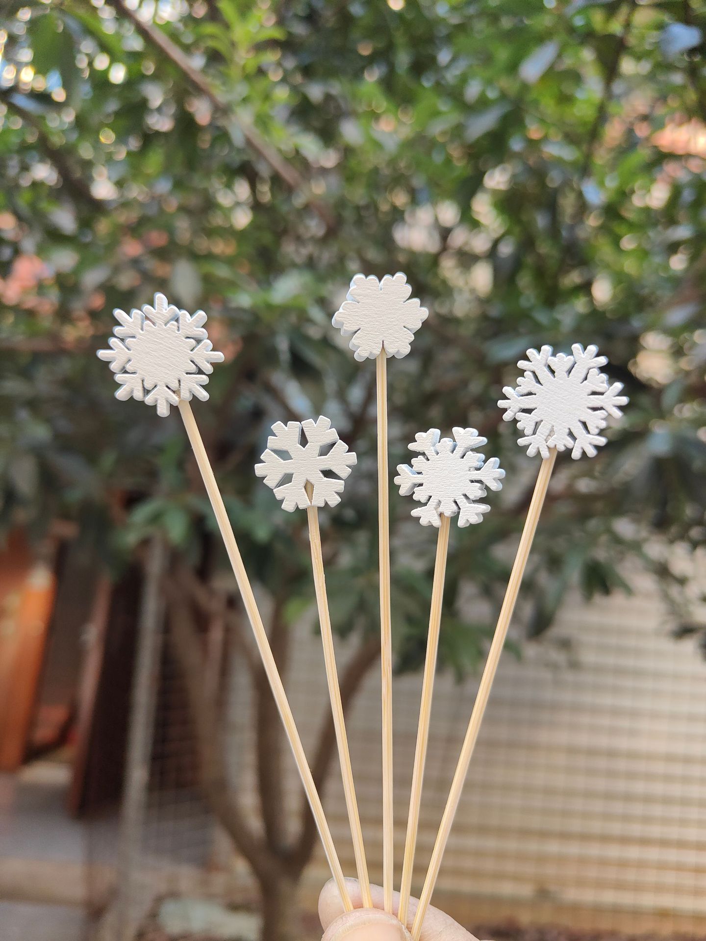 Title 7, Fruit Toothpick Disposable Bamboo Stick Snowfla...