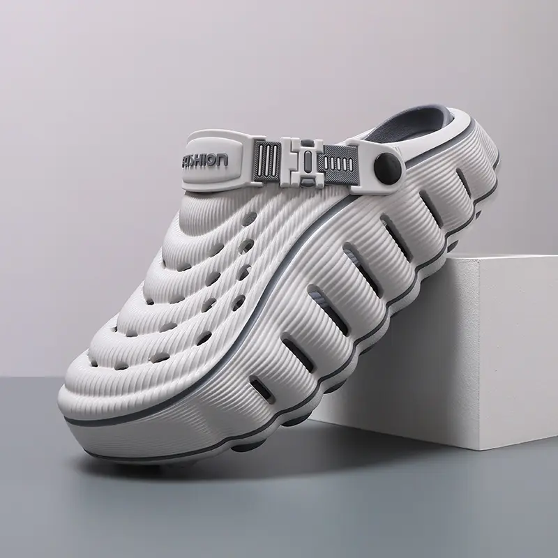 Summer New Closed-toe Slip-on Beach Sandals