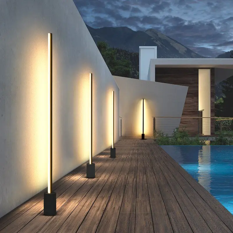 Solar-powered Outdoor Courtyard Light Waterproof Lawn Decoration Lamp