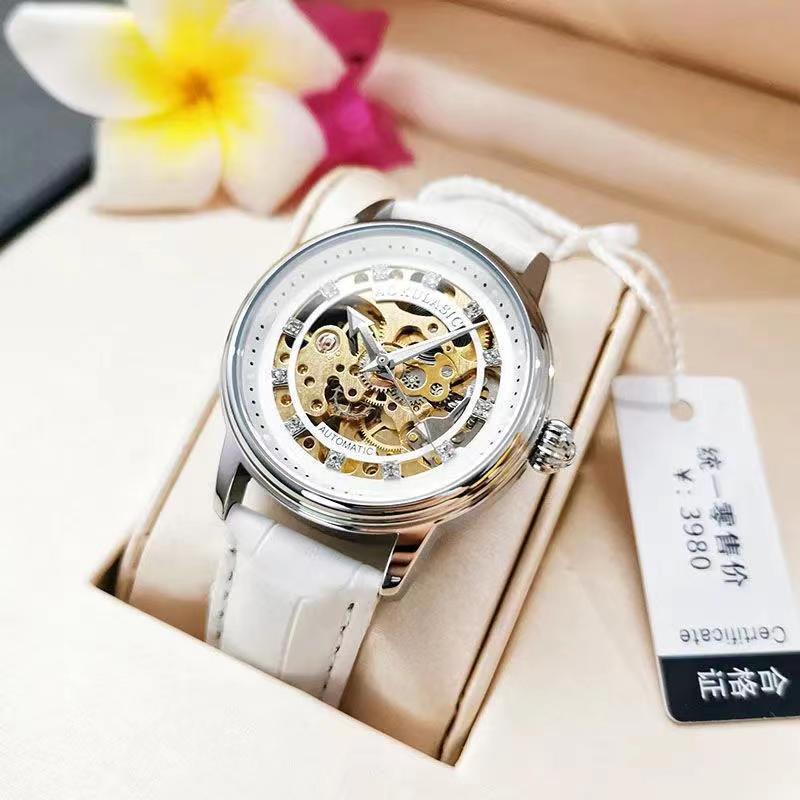 Hollow-Out Diamond-Encrusted Luminous Water-Resistant Mechanical Watch 2