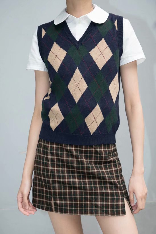 Retro Preppy Style Versatile Diamond-Check BM Knitted Vest