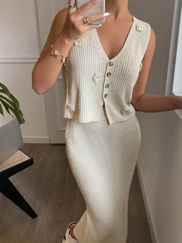 Three dimensional Flowers Knitted Fitted Waist Sleeveless Waistcoat Vest Two piece Set Apricot - Shop at LoveMi