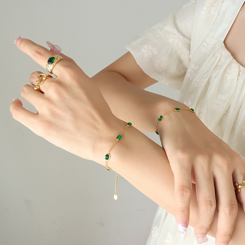 Jewelry Emerald Zircon-Inlaid Titanium Steel Gold-Plated Bracelet
