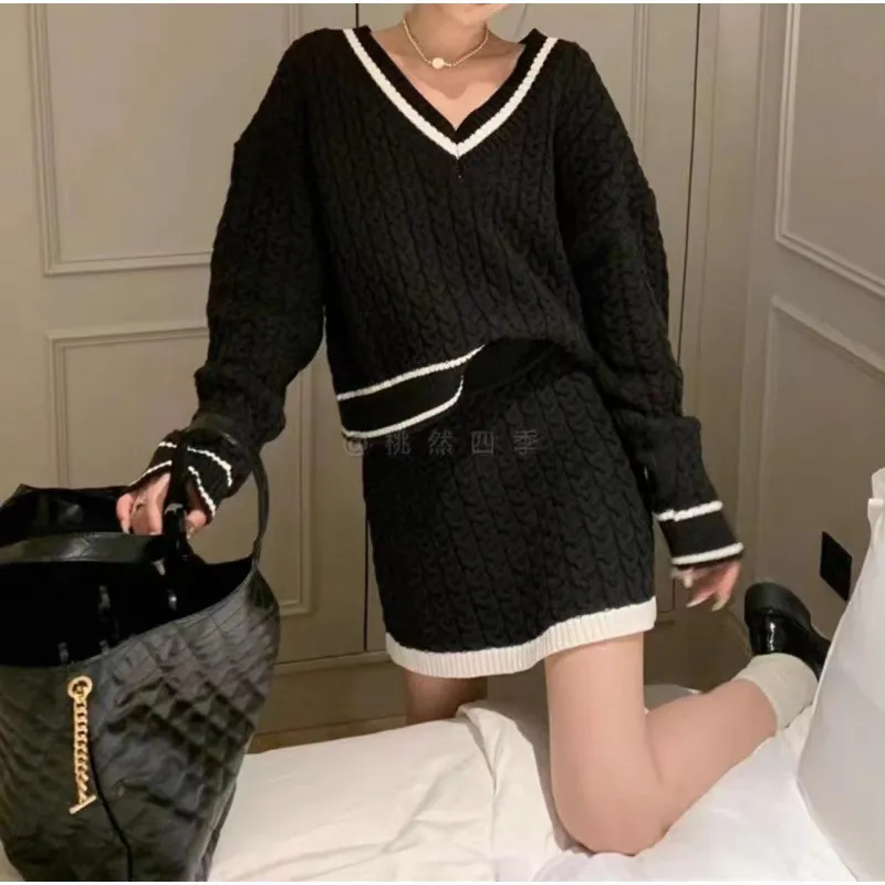 Autumn Winter Retro Contrast Color Hemp Pattern Sweater Skirt Two-piece Set For Women - Black