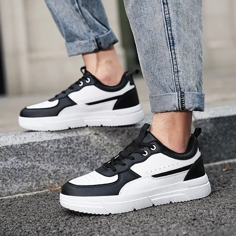 Leather Surface Sports Male Soft Bottom Running Shoes