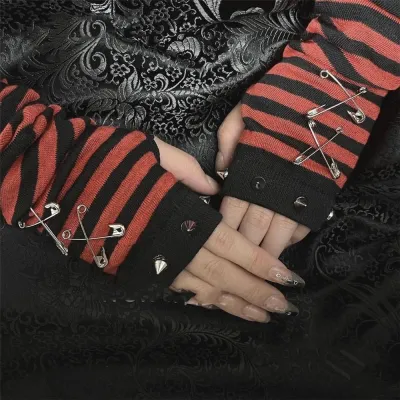 Non-mainstream Pin Rivet Dark Fingerless Oversleeve