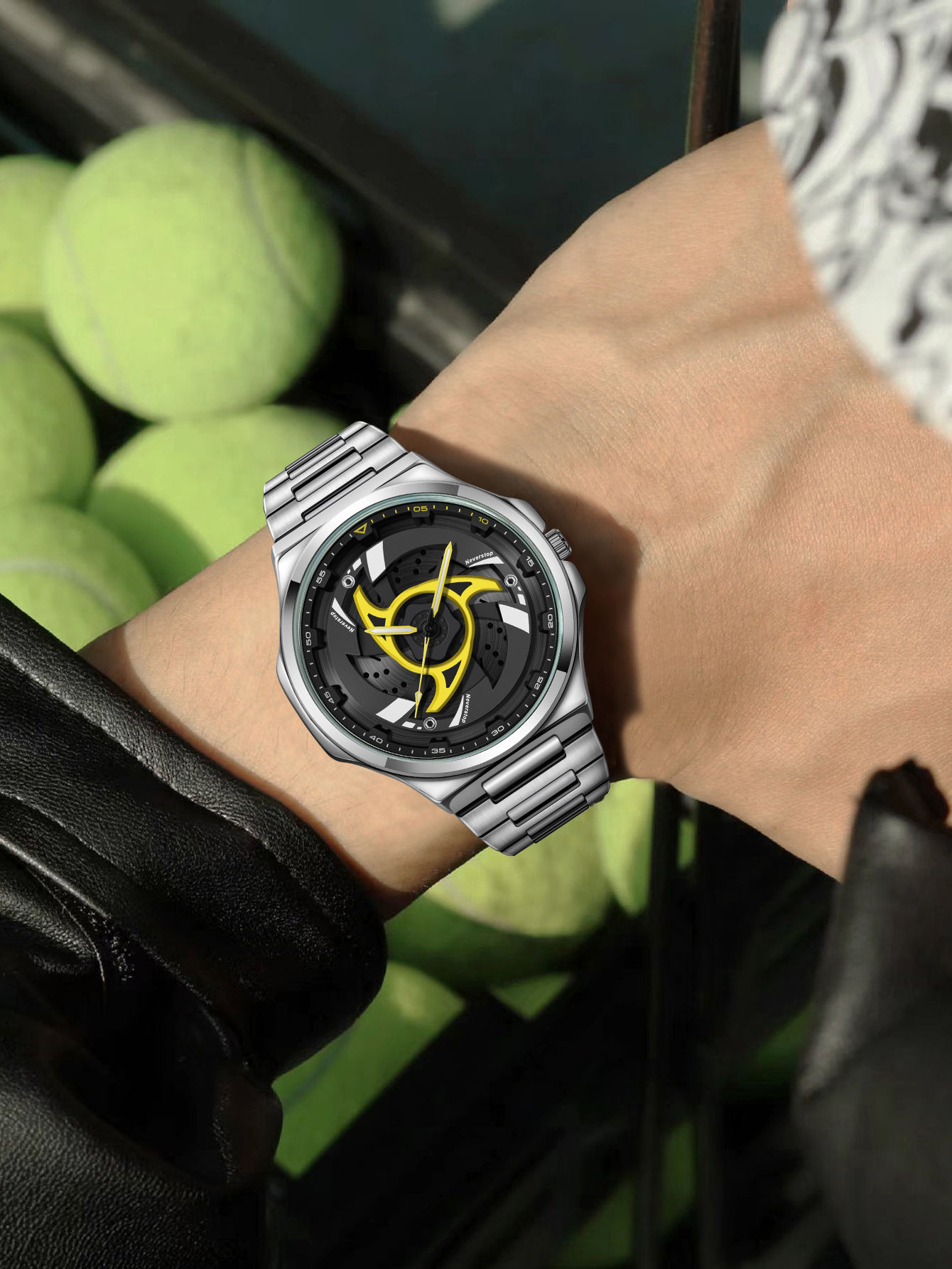 Neverstop 946 Rotating Bezel Dial Quartz Watch With A Sporty Design For Men