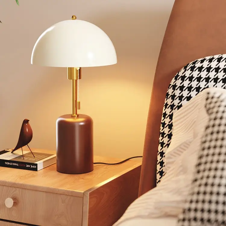 Atmosphere-Enhancing Eye-Care Solid Wood Bedside Lamp