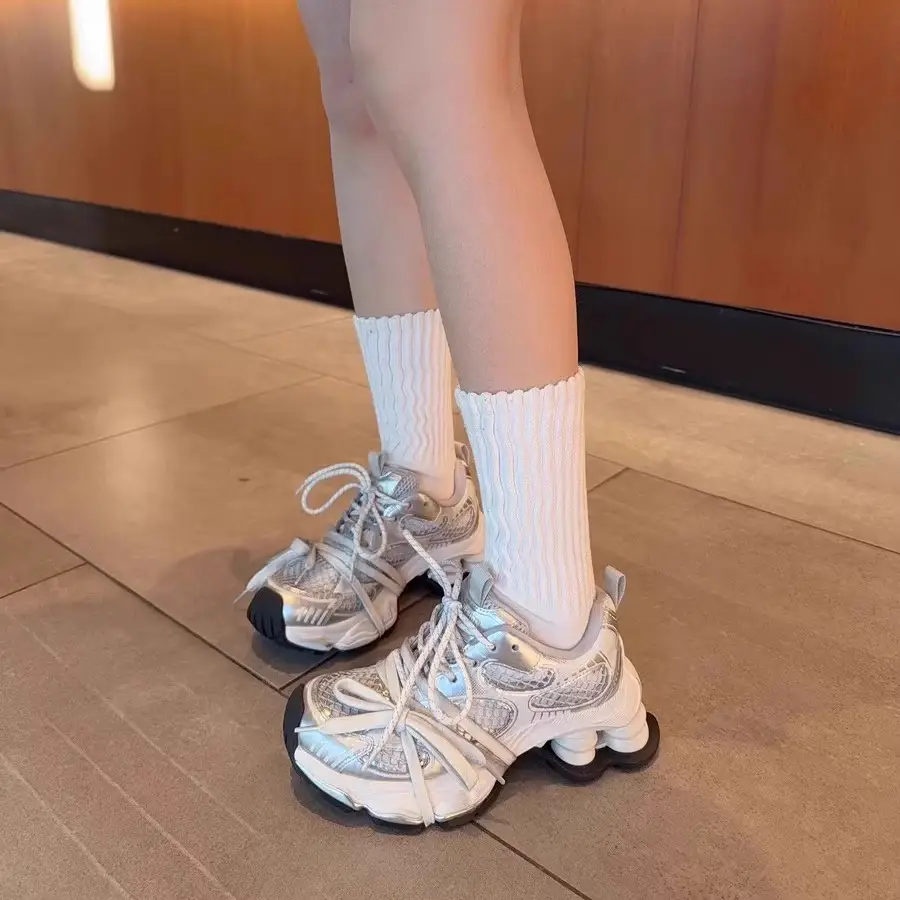 Breathable Versatile Silver Sneakers With A Subtle Lift