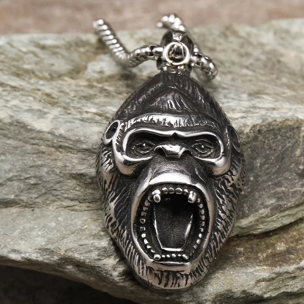 Man Head Retro Worn Pendant Necklace