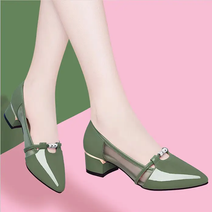 Shallow-toe Patent Leather Pointed-toe Versatile Mid-heel Womens Shoes