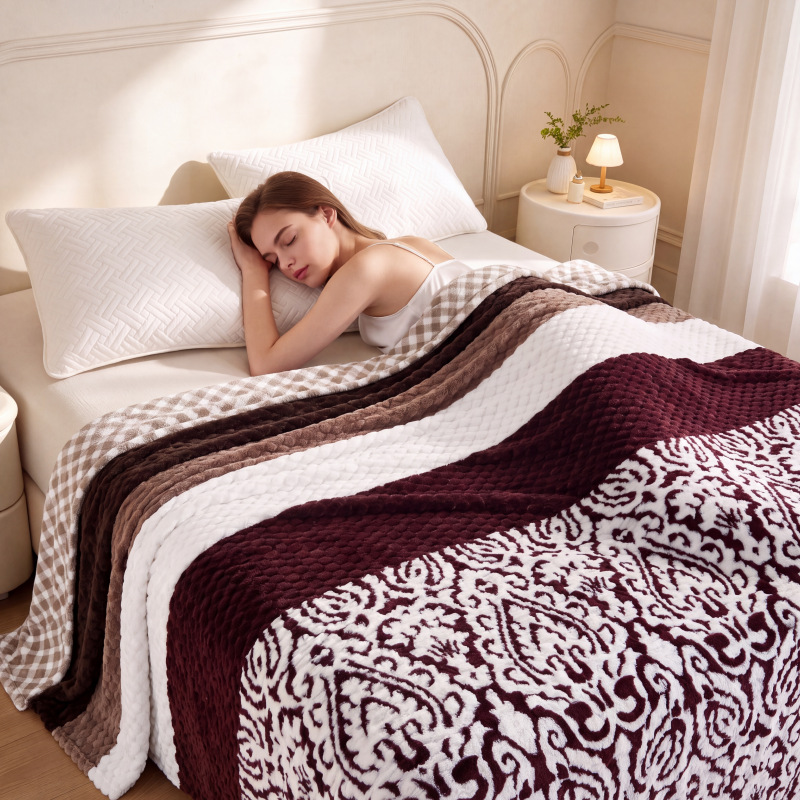 Bean-Shaped Velvet Nap Blanket