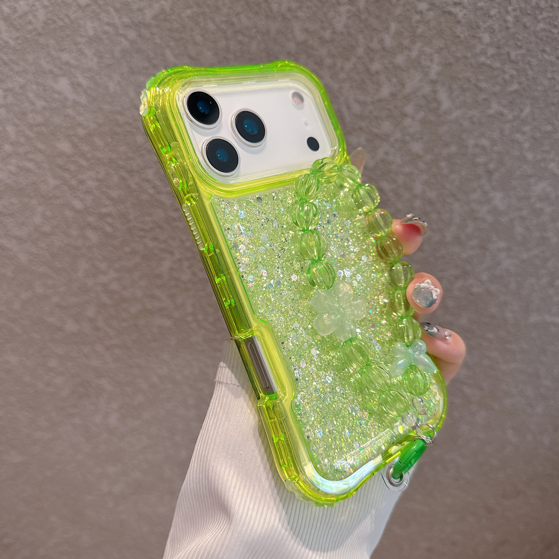 South American-style Slimming Phone Case With 3-in-1 Glitter Epoxy Drop-proof Design And A Matching Bracelet