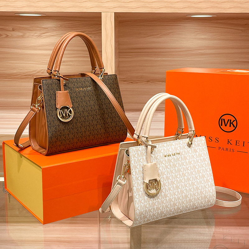 Womens Premium Lightweight Tote Bag Stylish Large-capacity And Perfect For Carrying On The Shoulder