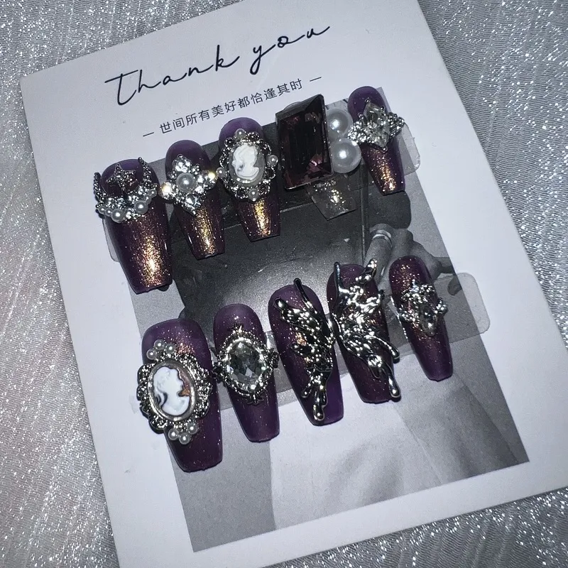Non-mainstream Style Nail Beauty Rhinestone Wear Armor - Seine River