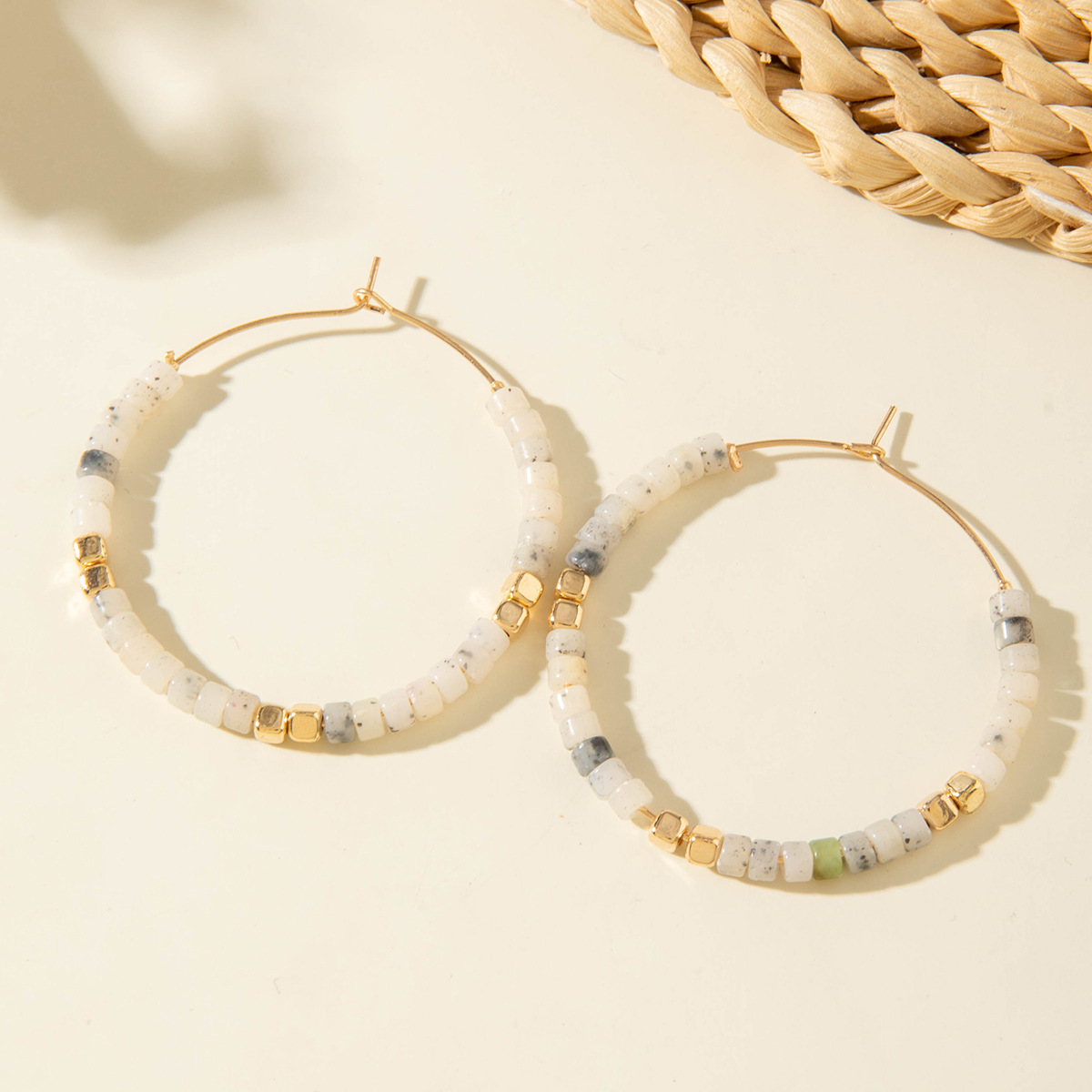 https://cf.cjdropshipping.com/quick/product/4a9009a6-6619-4df8-8620-a93a356f5a21.jpg