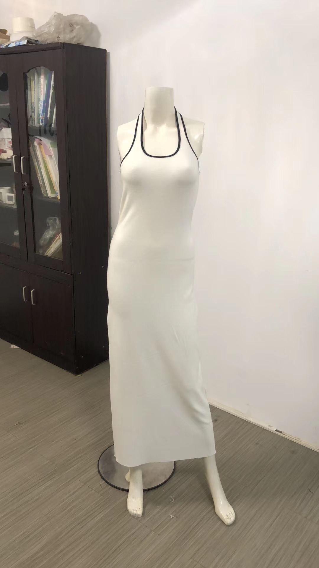 https://cf.cjdropshipping.com/quick/product/4aa70be6-ac81-47a1-bd00-94806084cb3a.jpg