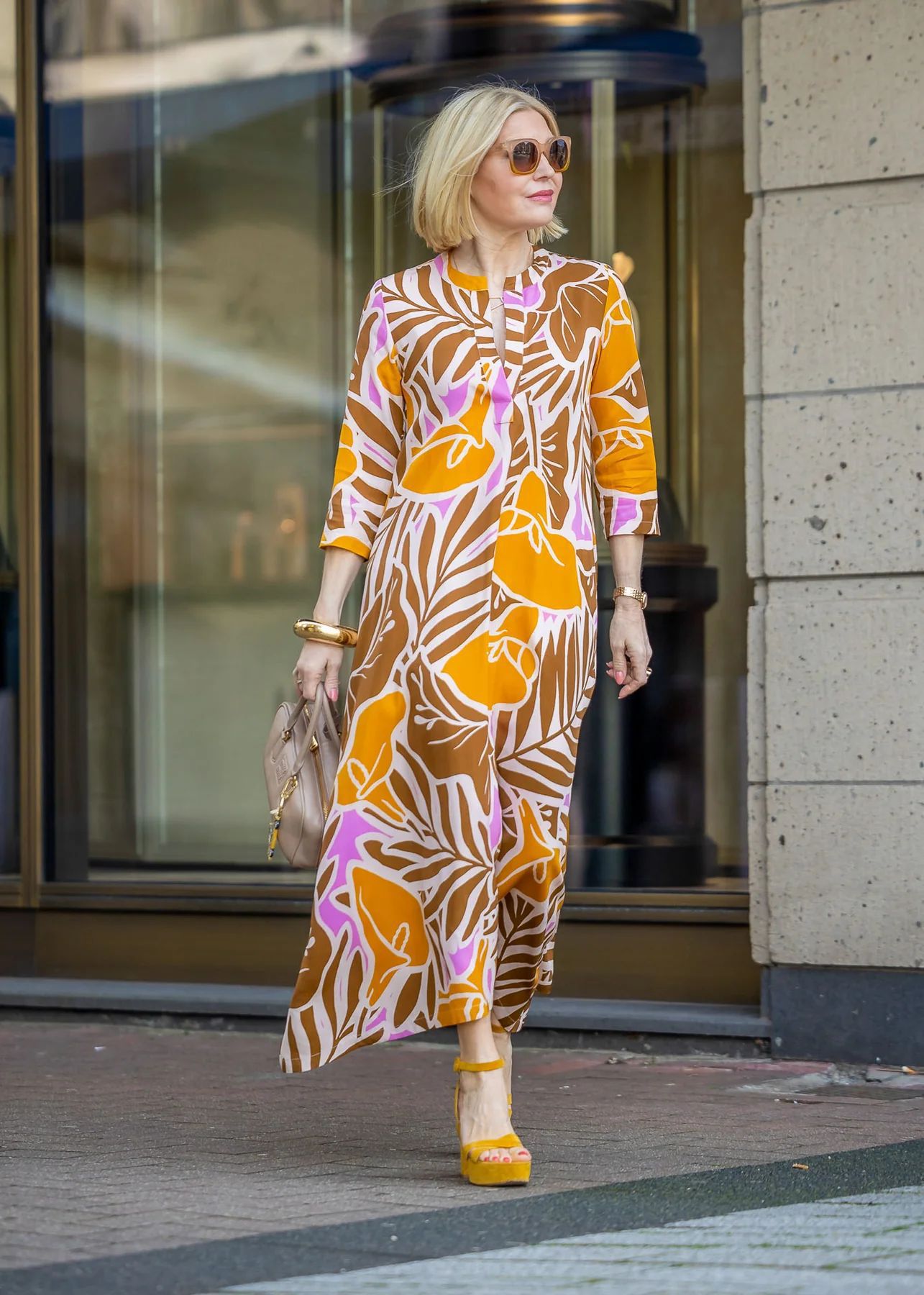 Buy Women's Clothing Online | Buy Trending Dresses for Women