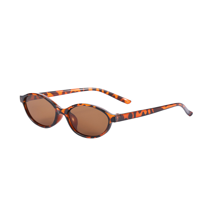 Women's Oval Sunglasses With Small - Image 4